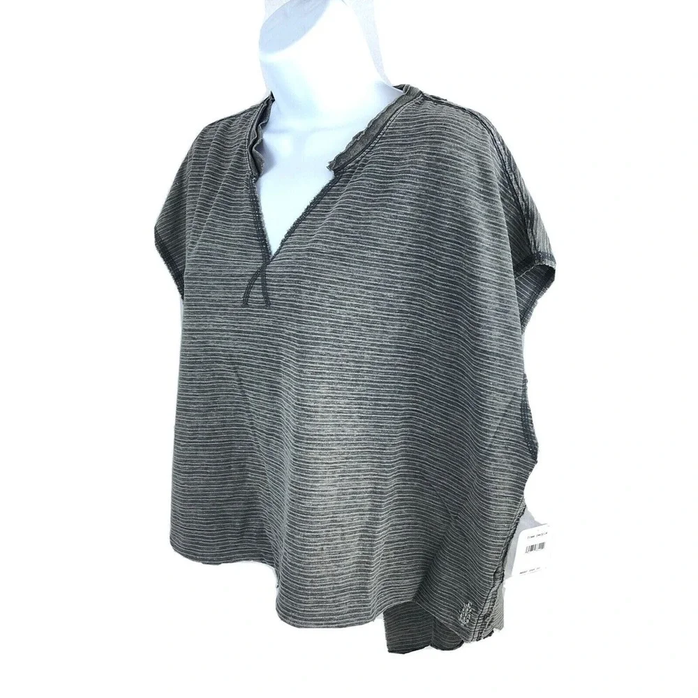 Free‎ People Movement Break Up Graphic Tee Open Back Slate Gray Size Small NWT